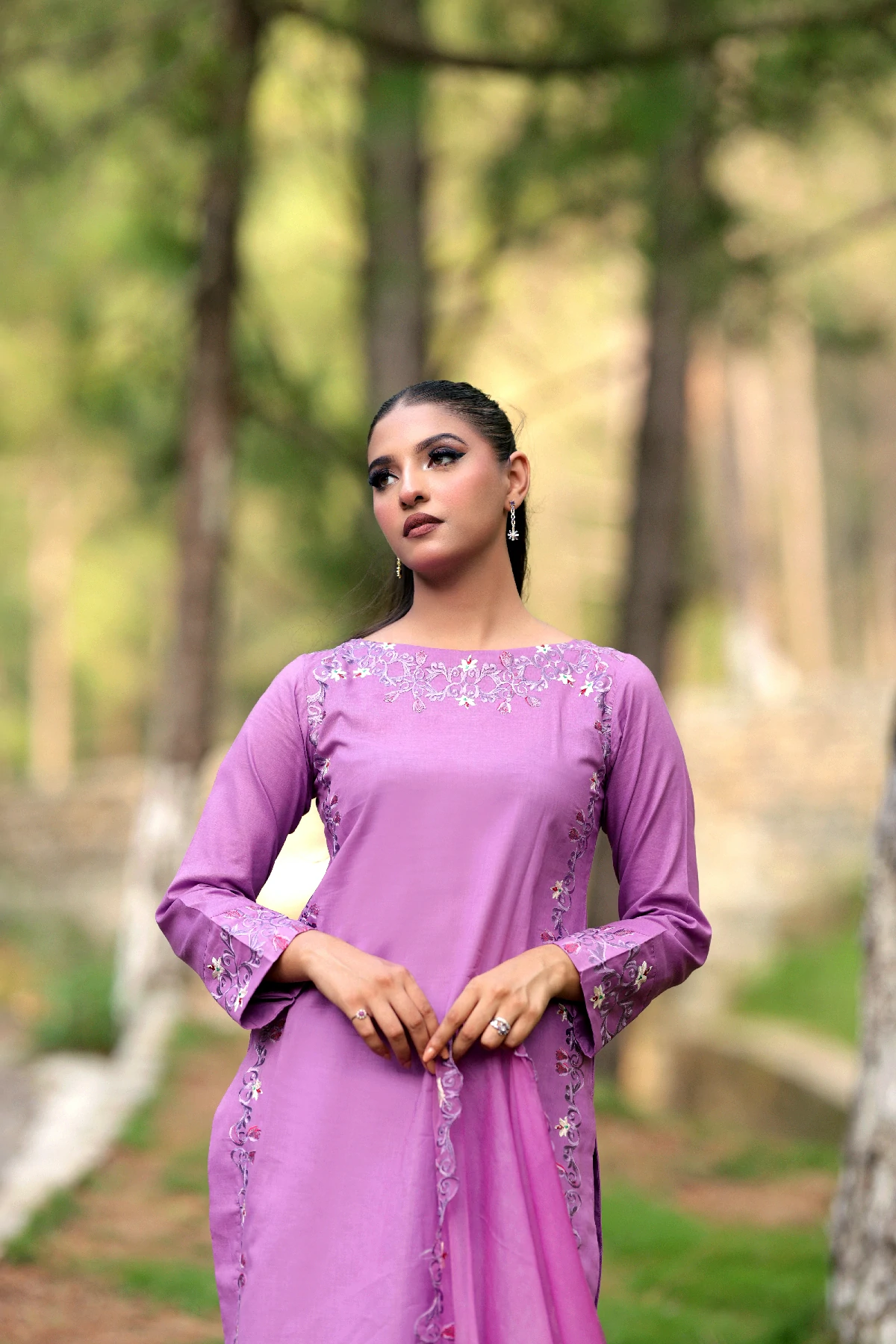 Mehek, Festive Pret - Image 2