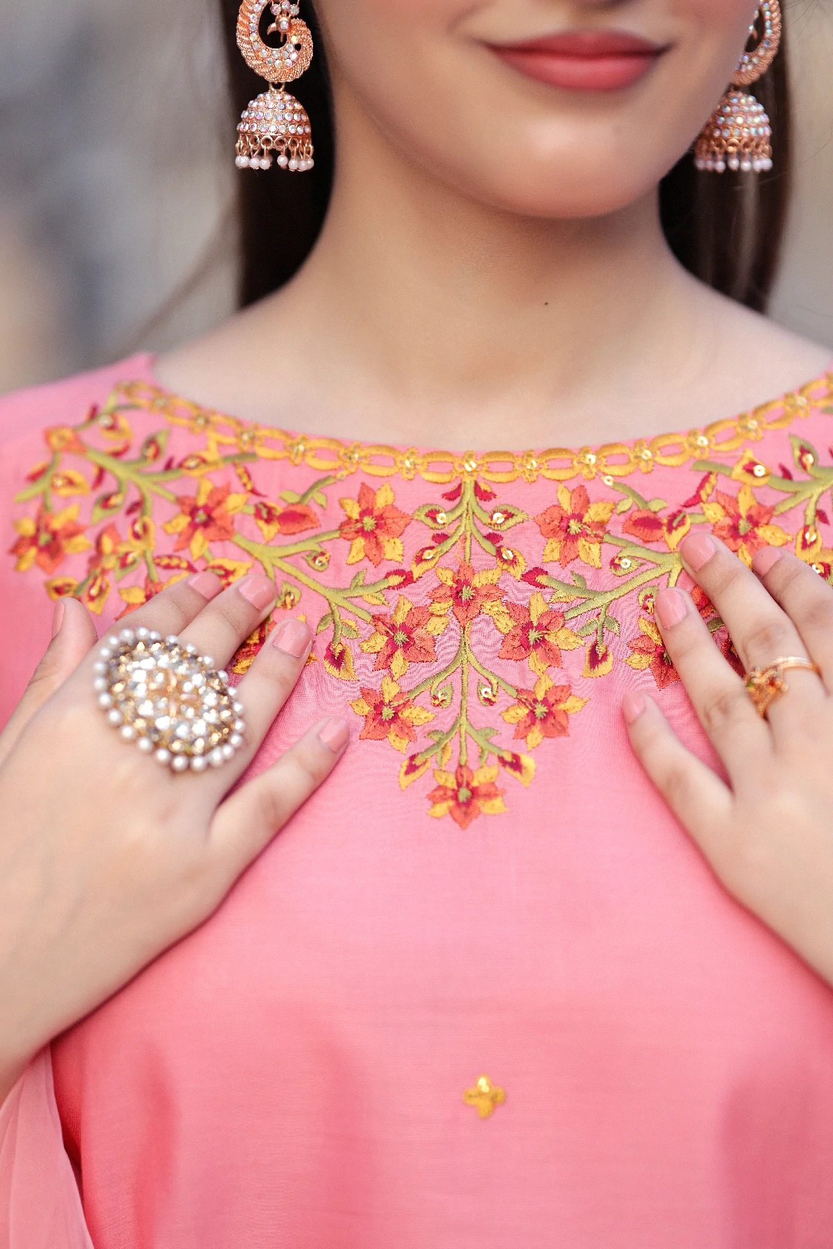 Elara, Festive Pret - Image 2